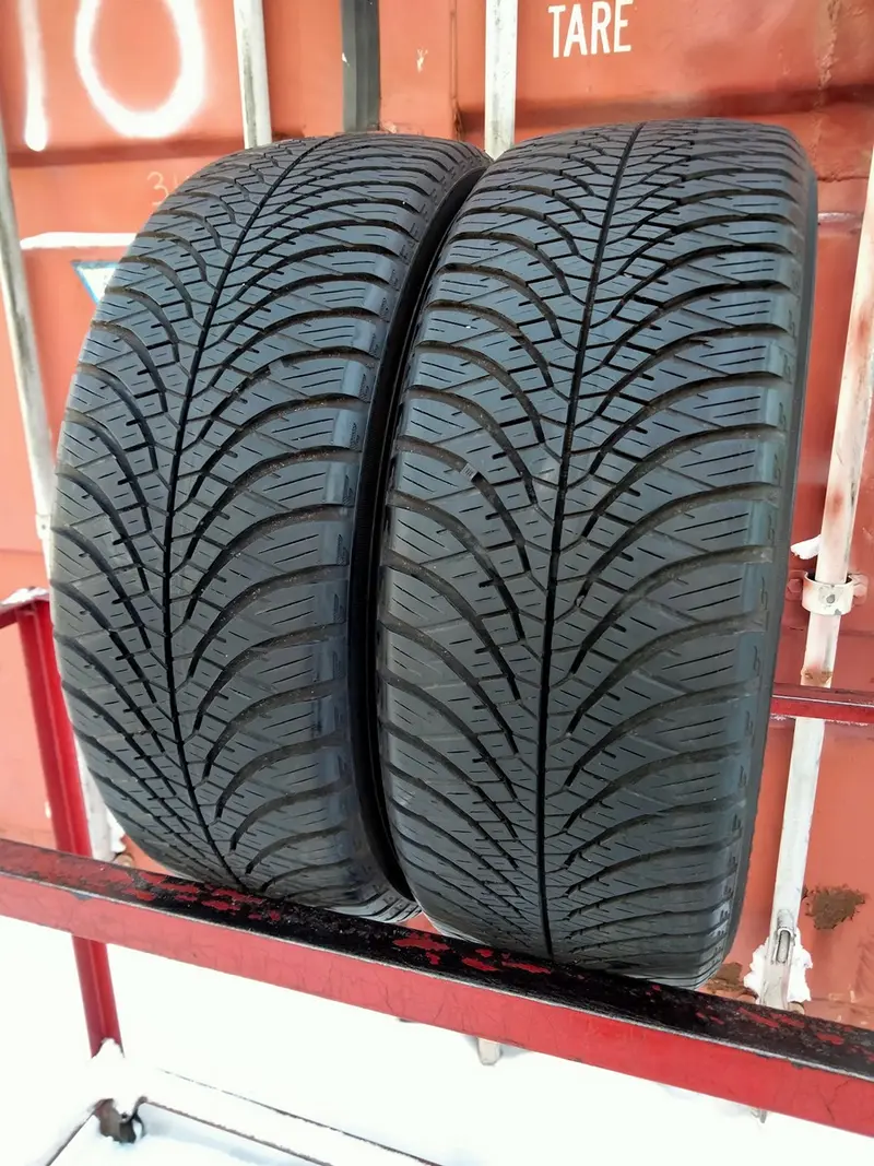 Пара б/у шин 185/55 R15 Yokohama BluEarth-4S AW21