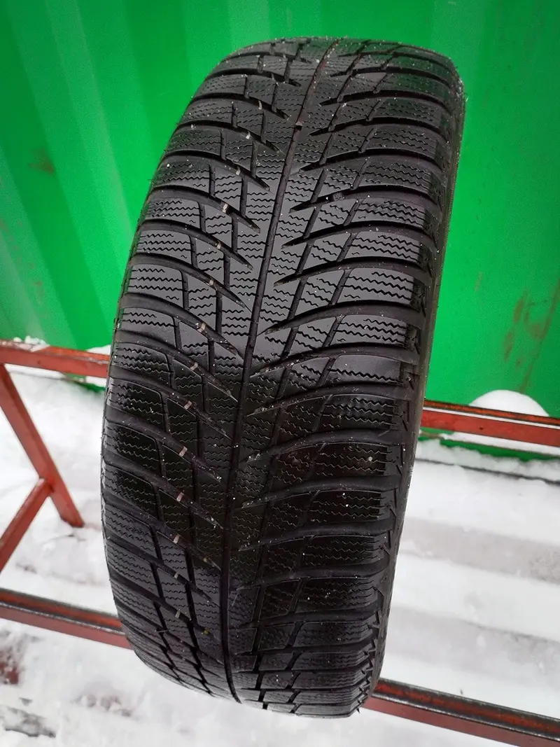 Б/у шина 185/60 R14 Bridgestone Blizzak LM-001