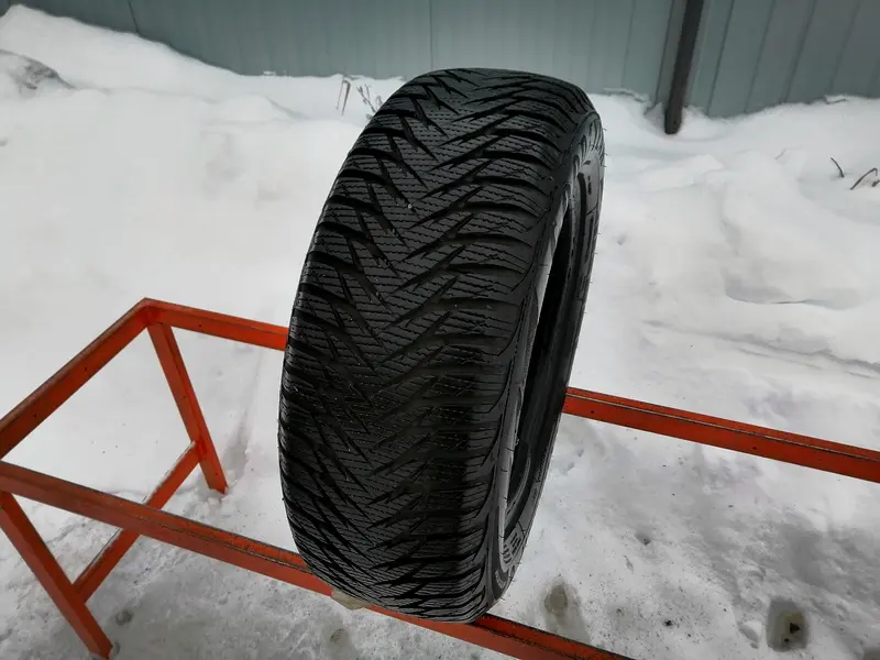 Б/у шина 185/60 R14 Goodyear Ultra Grip 8, фото 1