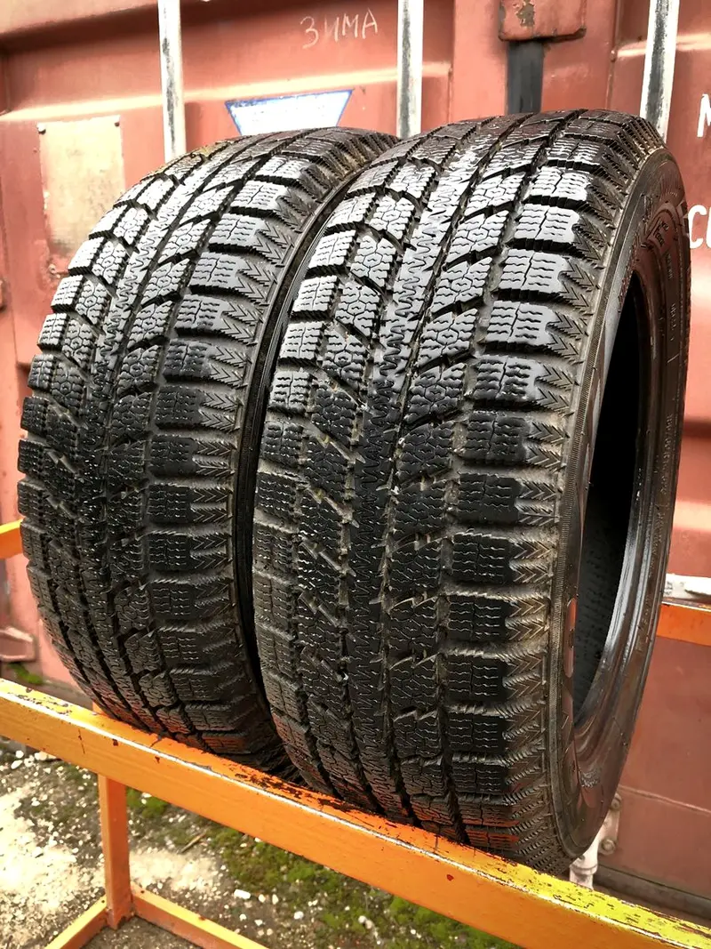 Пара б/у шин 185/60 R14 Toyo Observe GSI-5