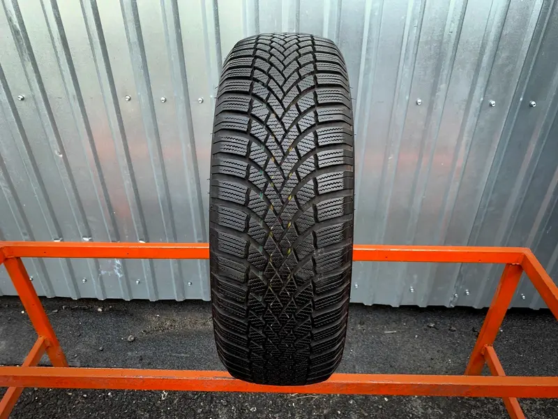 Б/у шина 185/60 R15 Bridgestone Blizzak LM-005, фото 1