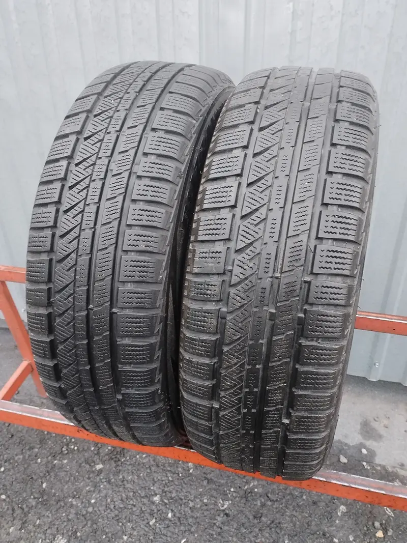 Пара б/у шин 185/60 R15 Bridgestone Blizzak LM30