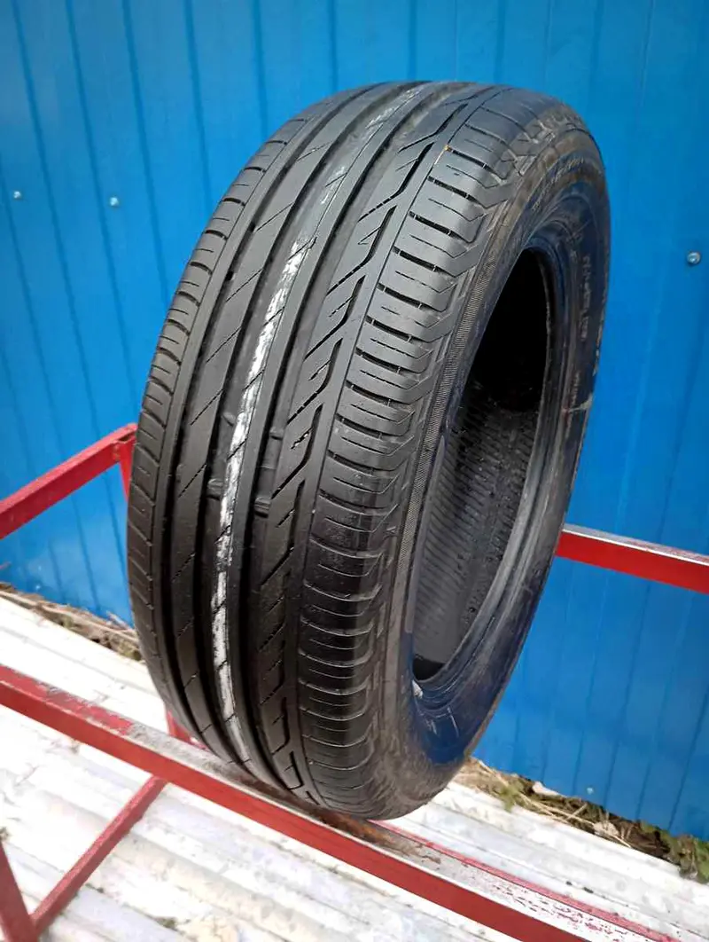 Б/у шина 185/60 R15 Bridgestone Turanza T001