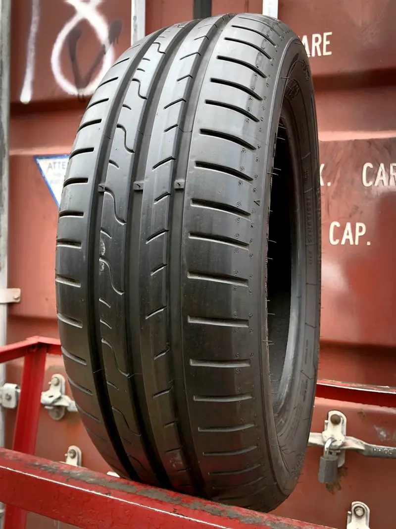 Б/у шина 185/60 R15 Dunlop SP Sport BluResponse