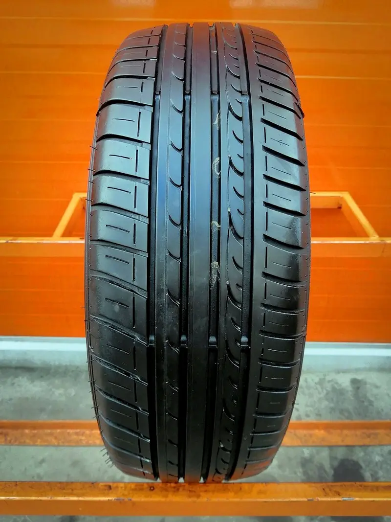 Б/у шина 185/60 R15 Dunlop SP Sport FastResponse