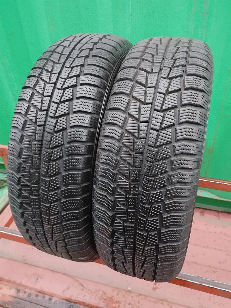 Пара б/у шин 185/60 R15 Gislaved Euro Frost 6