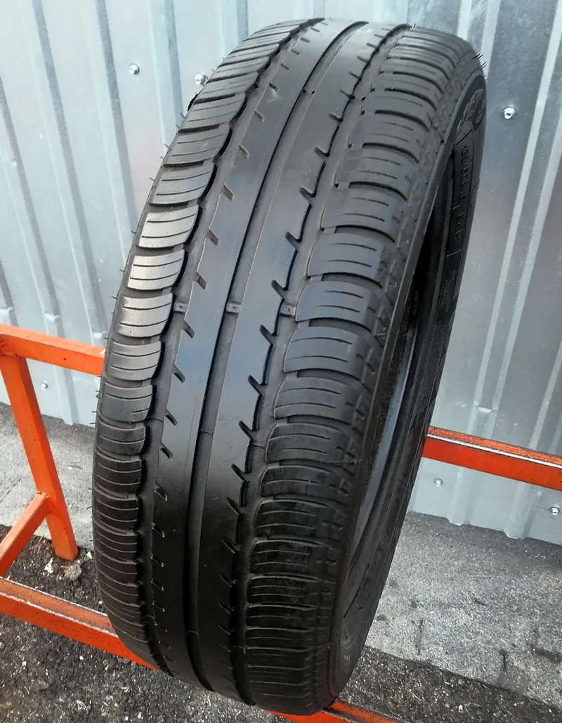 Б/у шина 185/60 R15 Goodyear Eagle NCT5