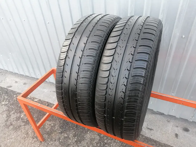 Пара б/у шин 185/60 R15 Goodyear Eagle NCT5