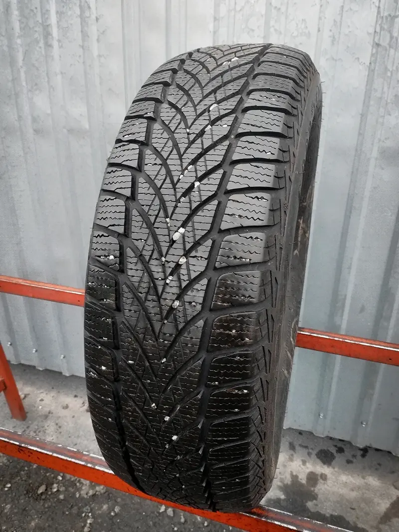 Б/у шина 185/60 R15 Goodyear Ultra Grip Ice 2