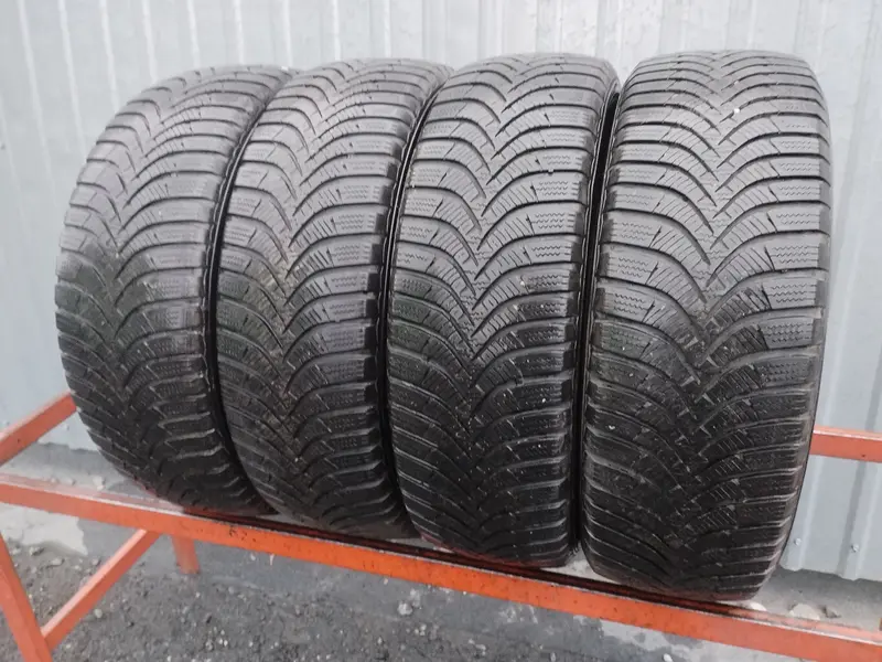 Комплект б/у шин 185/60 R15 Hankook Winter I*cept RS2 W452