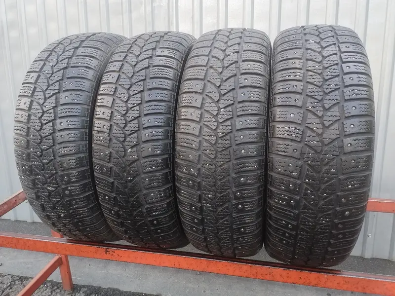 Комплект б/у шин 185/60 R15 Kormoran Stud Extreme