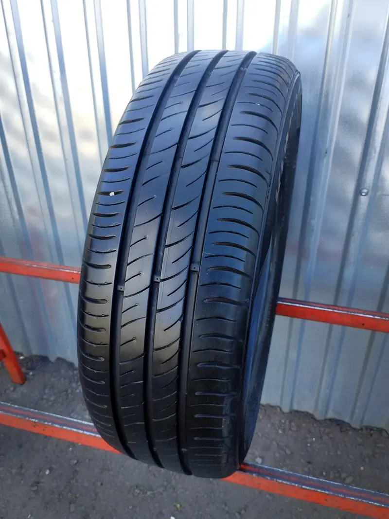 Б/у шина 185/60 R15 Kumho Ecowing ES01 KH27