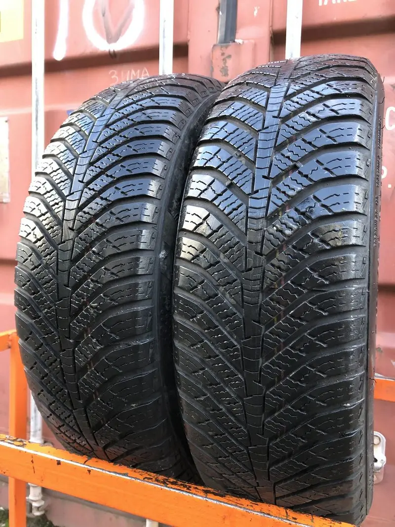 Пара б/у шин 185/60 R15 Kumho Solus HA31