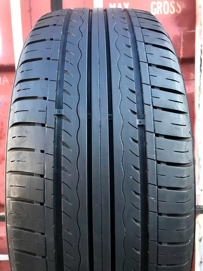 Б/у шина 185/60 R15 Kumho Solus KH 17