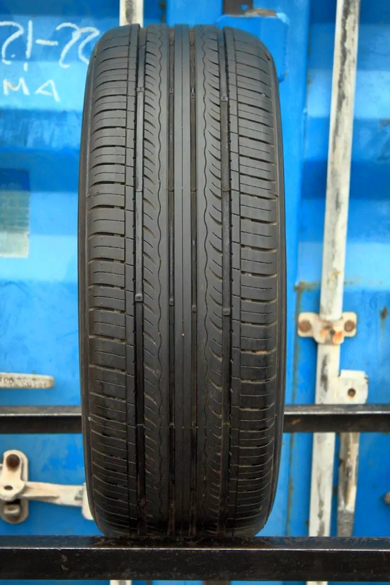 Б/у шина 185/60 R15 Kumho Solus KH 17