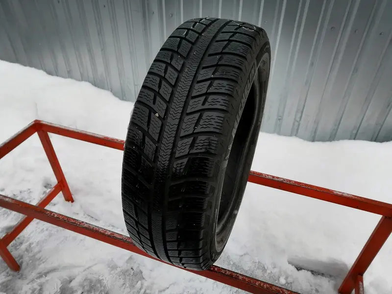 Б/у шина 185/60 R15 Michelin Alpin A3
