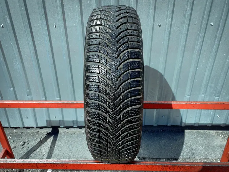 Б/у шина 185/60 R15 Michelin Alpin A4