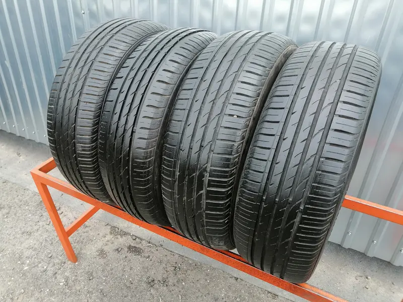 Комплект б/у шин 185/60 R15 Nexen nBlue HD