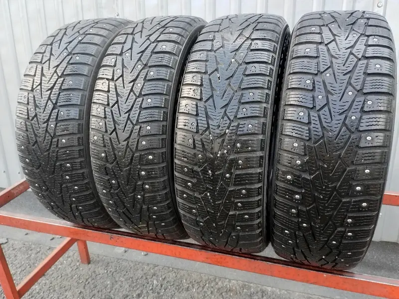 Комплект б/у шин 185/60 R15 Nokian Hakkapeliitta 7