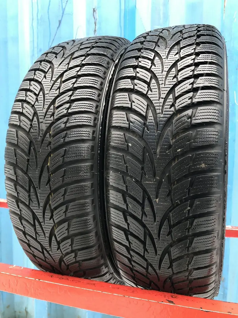 Пара б/у шин 185/60 R15 Nokian WR D3