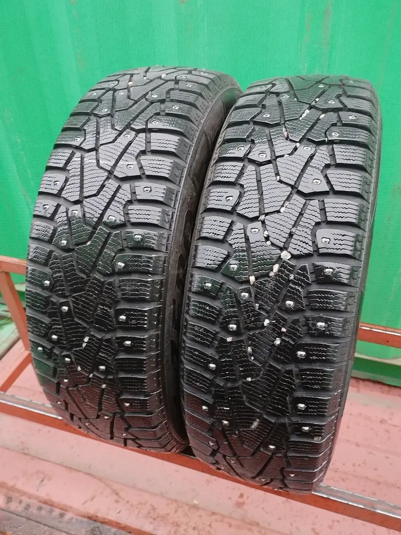 Пара б/у шин 185/60 R15 Pirelli Ice Zero, фото 1