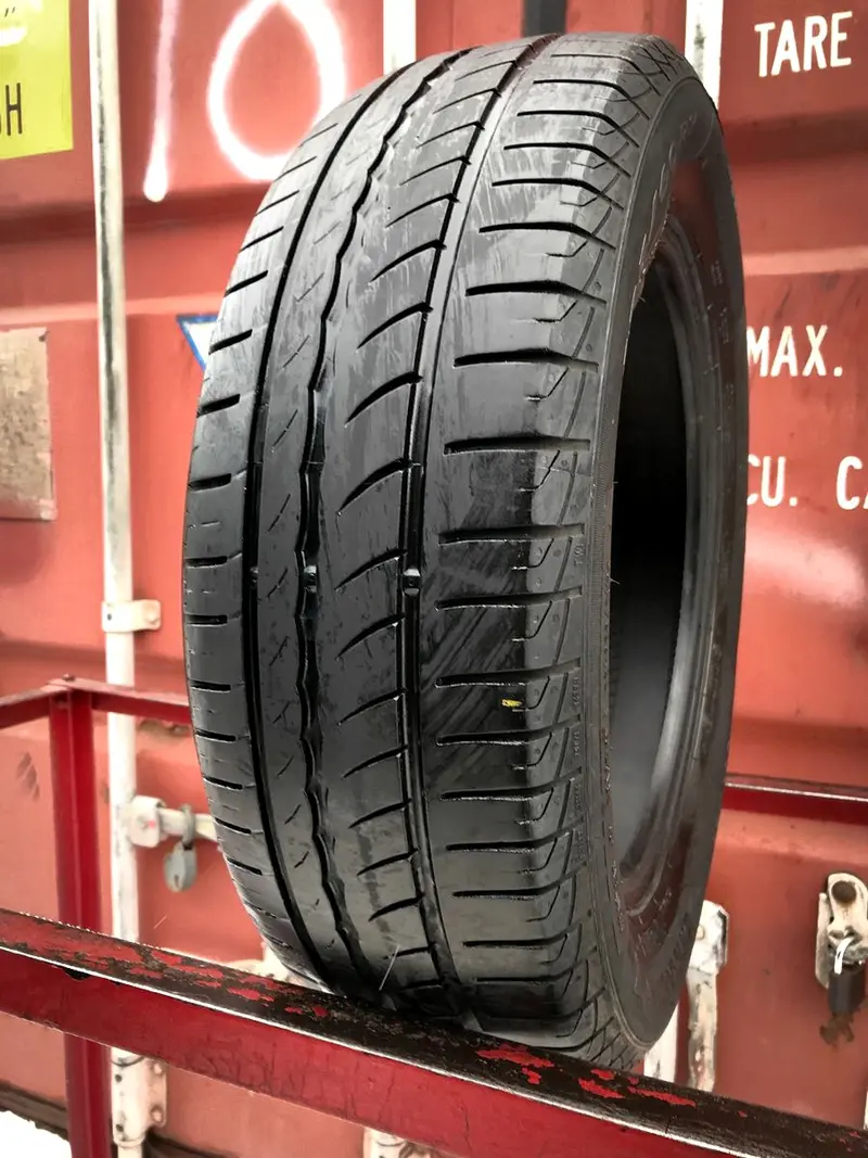 Б/у шина 185/60 R15 Pirelli P 1 Cinturato, фото 1