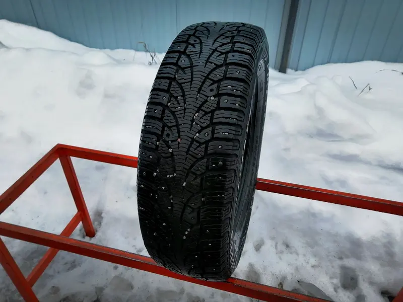 Б/у шина 185/60 R15 Pirelli Winter Carving EDGE