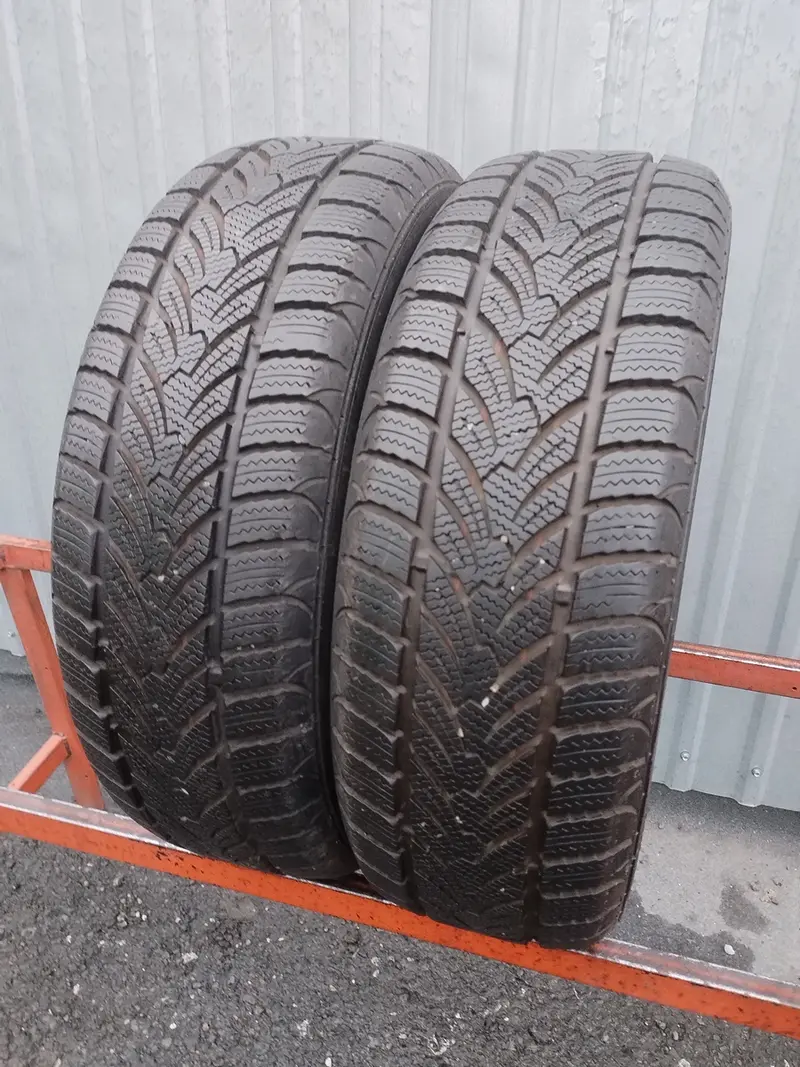 Пара б/у шин 185/60 R15 Platin RP 60 Winter