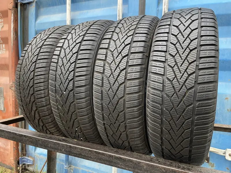 Комплект б/у шин 185/60 R15 Semperit Speed-Grip 2