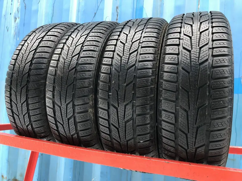 Комплект б/у шин 185/60 R15 Semperit Speed-Grip