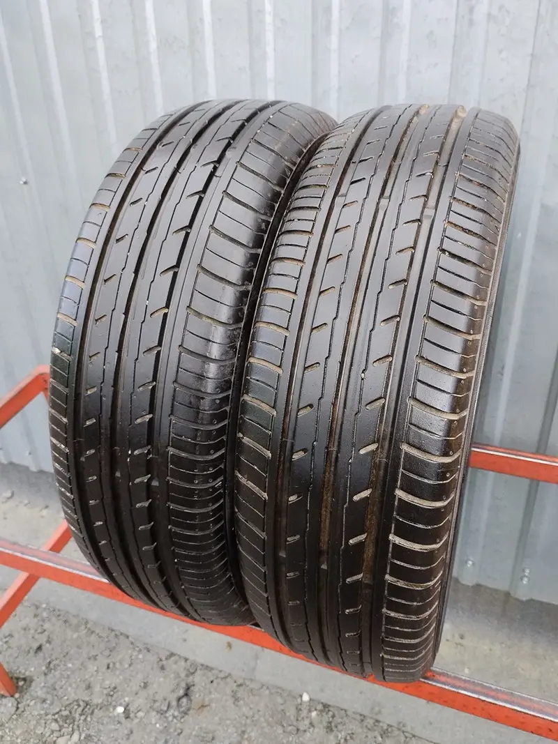Пара б/у шин 185/60 R15 Yokohama BluEarth-ES ES32