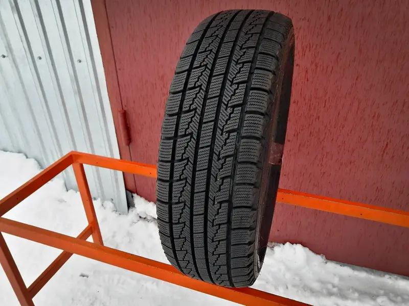 Новая шина 185/65 R14 Nexen Winguard Ice