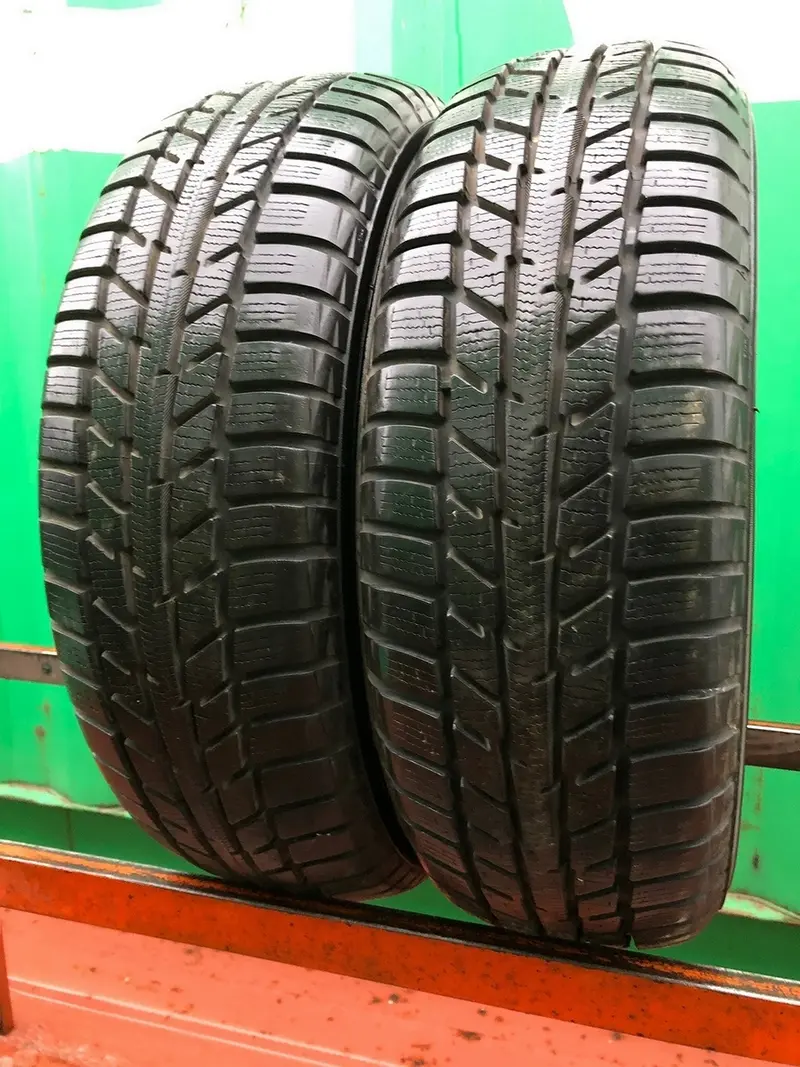 Пара б/у шин 185/65 R14 Yokohama W.drive V903