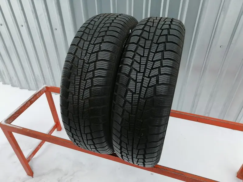 Пара б/у шин 185/65 R15 Gislaved Euro Frost 6
