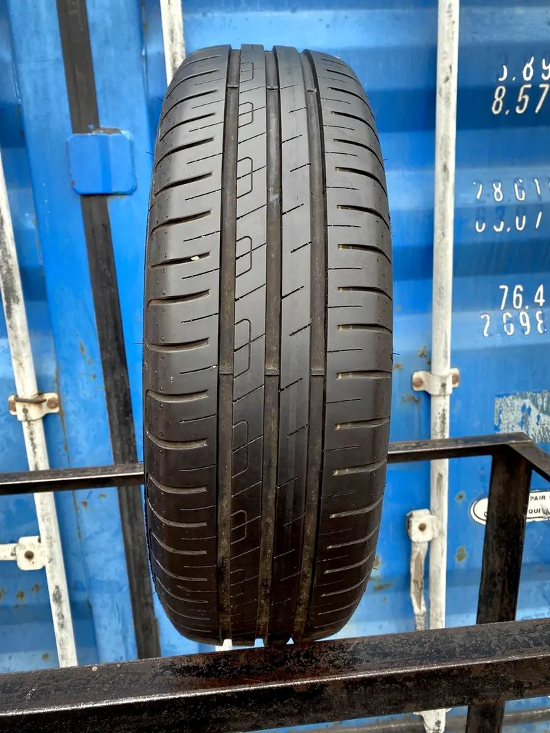 Б/у шина 185/65 R15 Goodyear EfficientGrip Performance