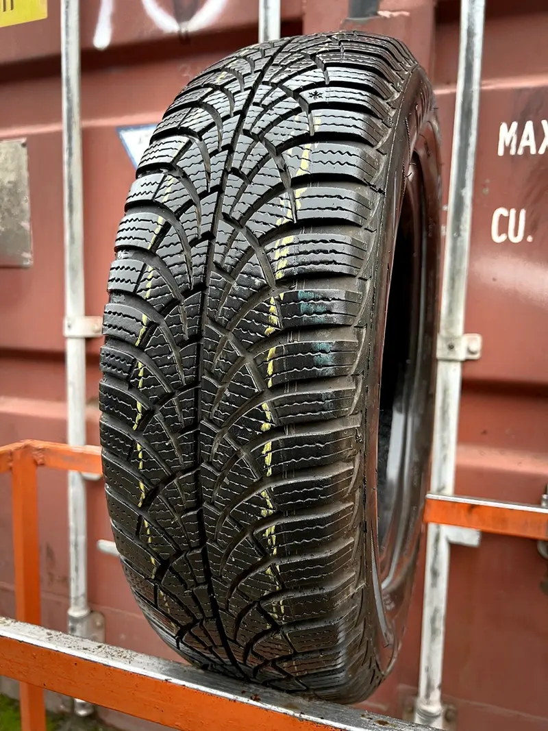 Б/у шина 185/65 R15 Goodyear Ultra Grip 9