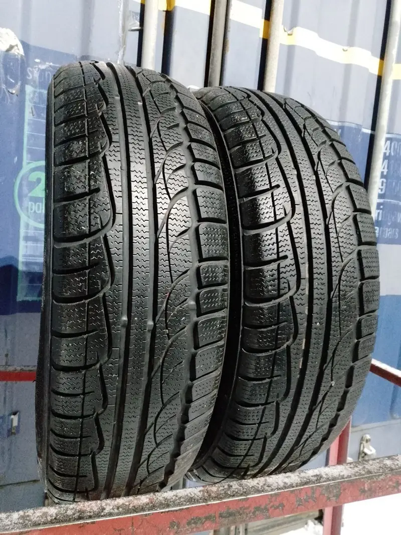 Пара б/у шин 185/65 R15 Kumho I ZEN XW KW17