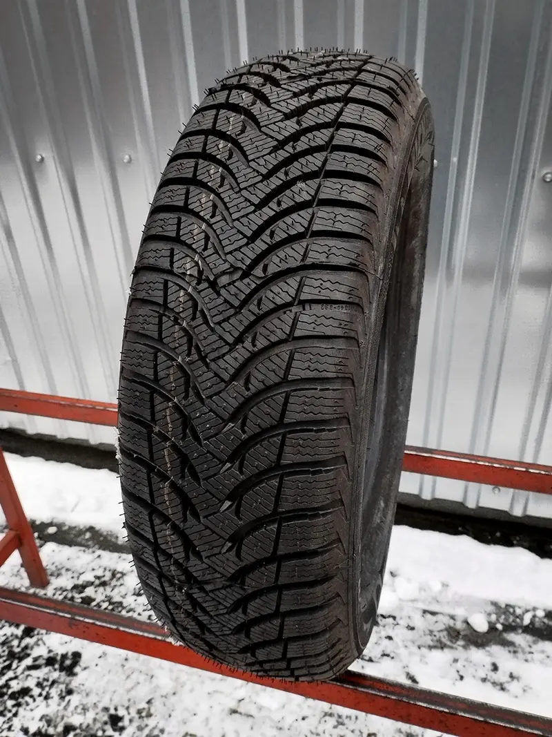 Б/у шина 185/65 R15 Michelin Alpin A4