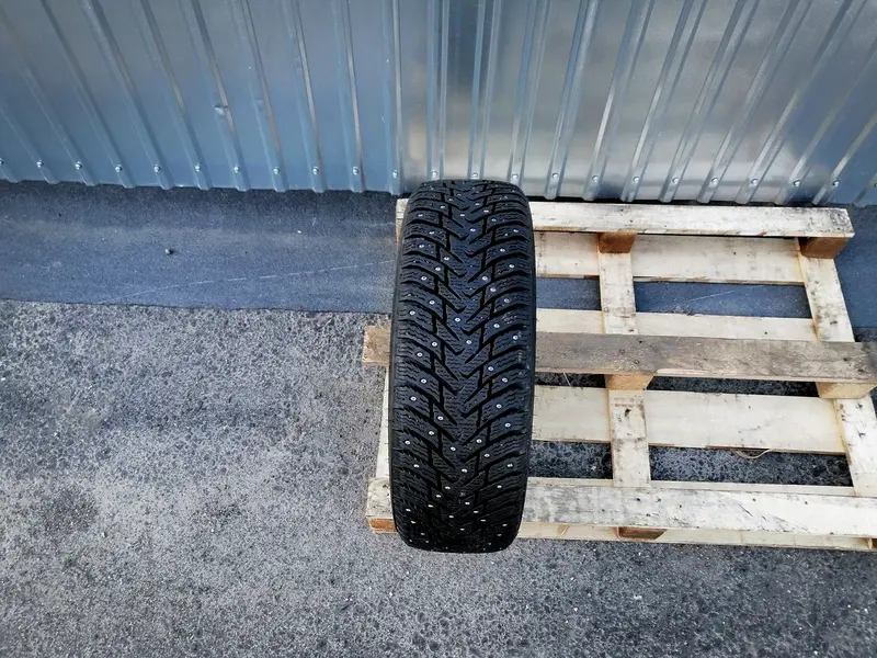Б/у шина 185/65 R15 Nokian Hakkapeliitta 8