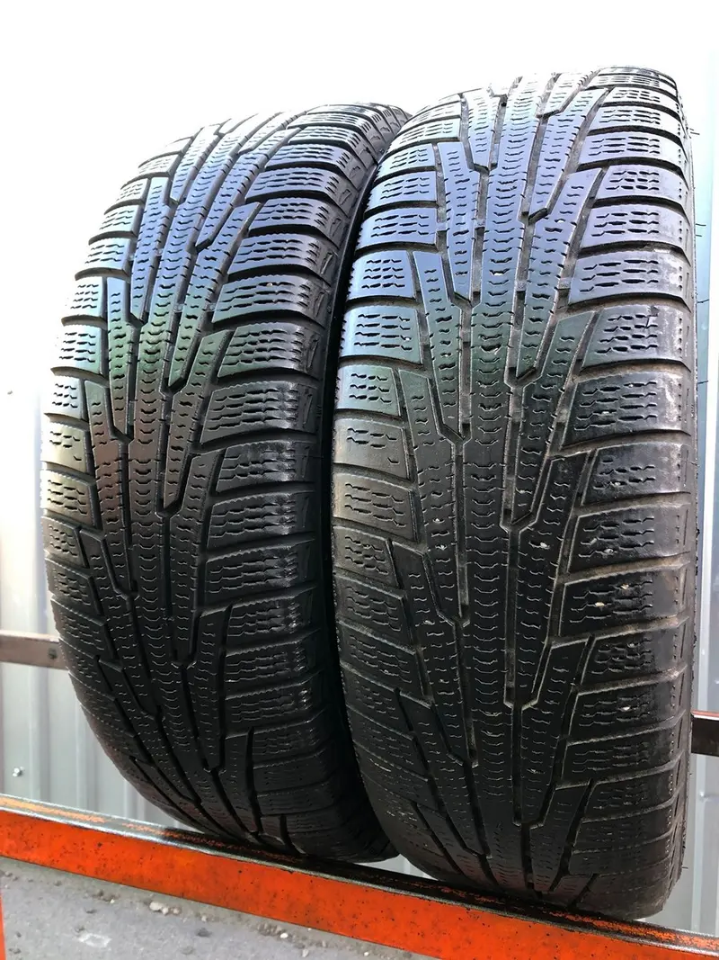 Пара б/у шин 185/65 R15 Nokian Nordman RS2