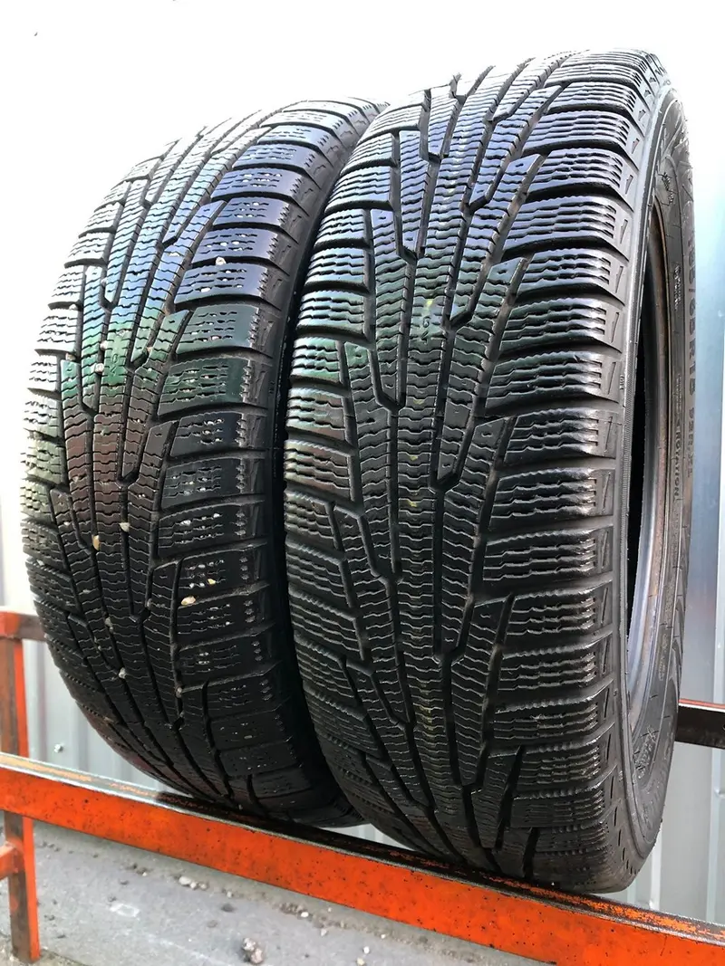 Пара б/у шин 185/65 R15 Nokian Nordman RS2