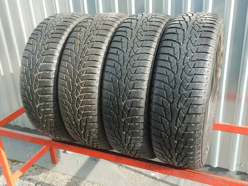 Комплект б/у шин 185/65 R15 Nokian WR D4