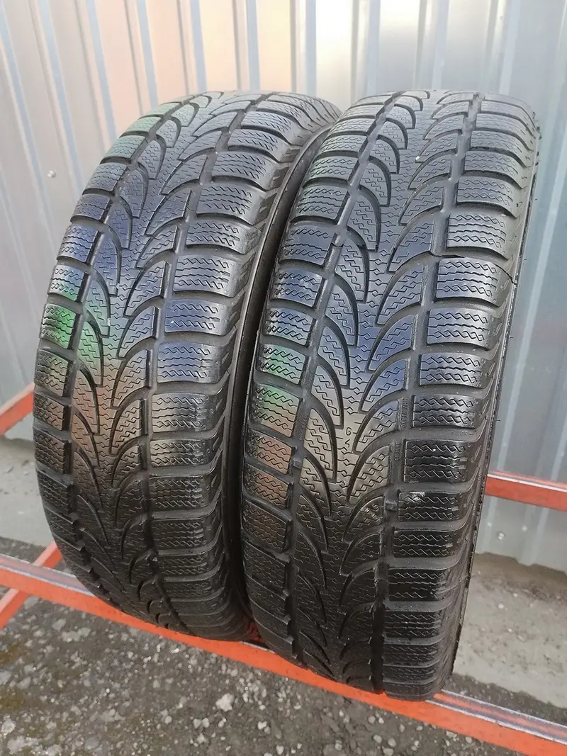 Пара б/у шин 185/65 R15 Nokian W+