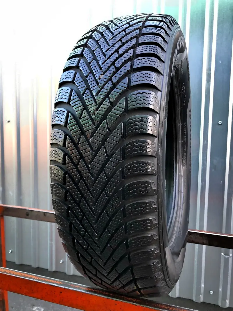 Б/у шина 185/65 R15 Pirelli Winter Cinturato