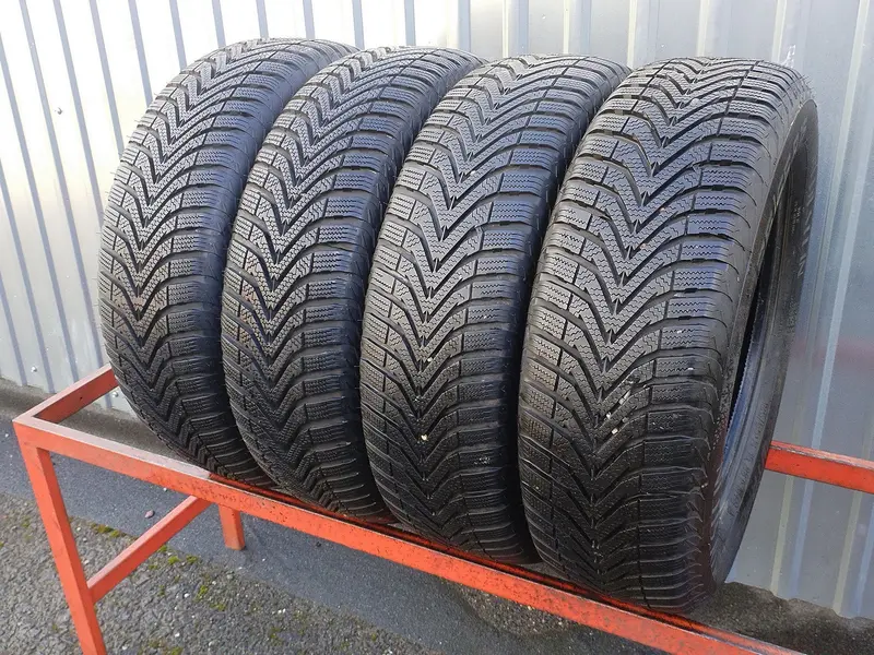 Комплект б/у шин 185/65 R15 Vredestein Snowtrac 5