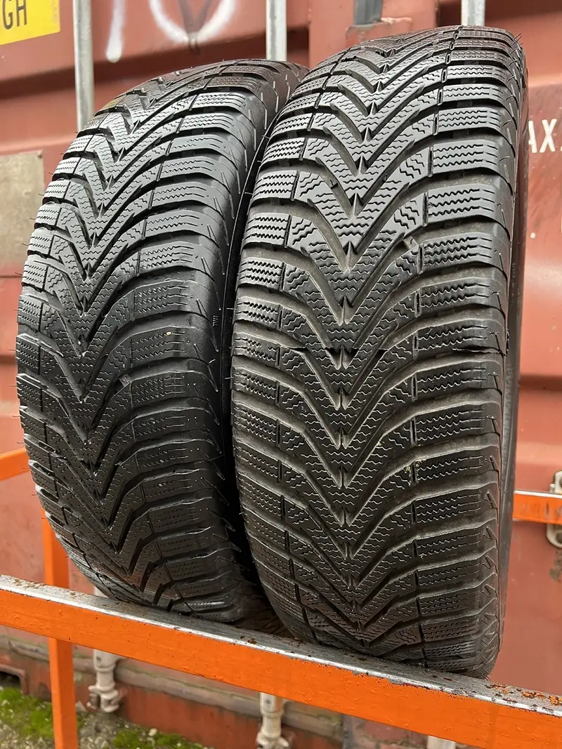 Пара б/у шин 185/65 R15 Vredestein Snowtrac 5