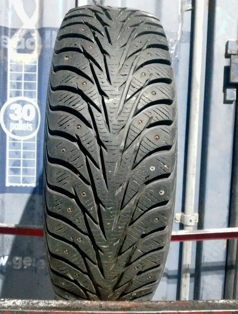 Б/у шина 185/65 R15 Yokohama Ice Guard IG35