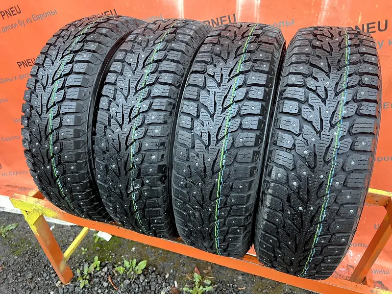 Комплект новых шин 185/70 R14 Kumho WinterCraft Ice Wi32