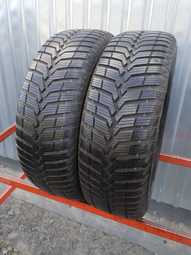 Пара б/у шин 185/70 R14 Vredestein Snowtrac 3
