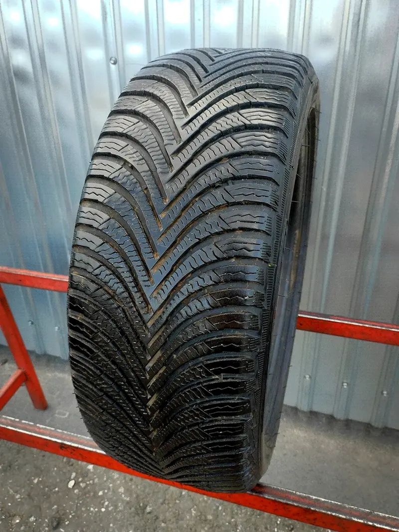 Б/у шина 195/45 R16 Michelin Alpin 5